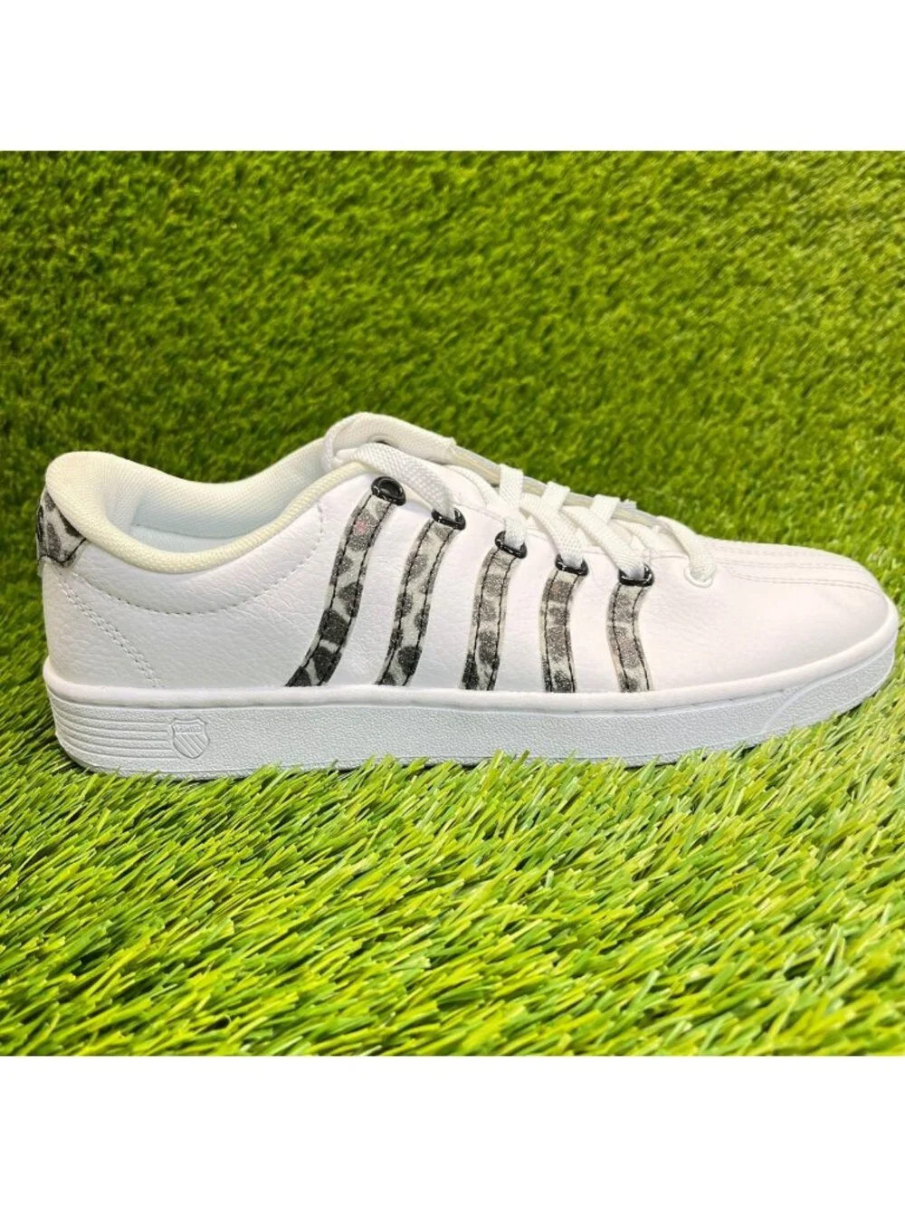 K-Swiss Court Pro II Leopard Womens Size 8 White Black Athletic Shoes Sneakers